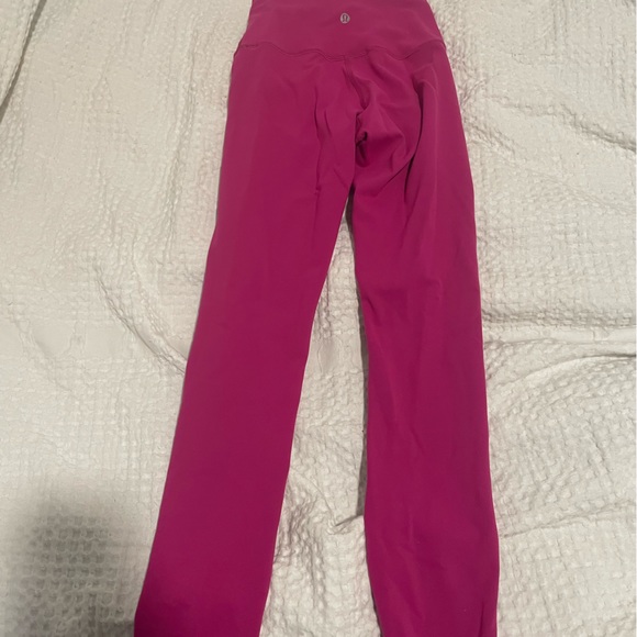 Lululemon Ripened Raspberry Wunder Under Leggings - Picture 3 of 4
